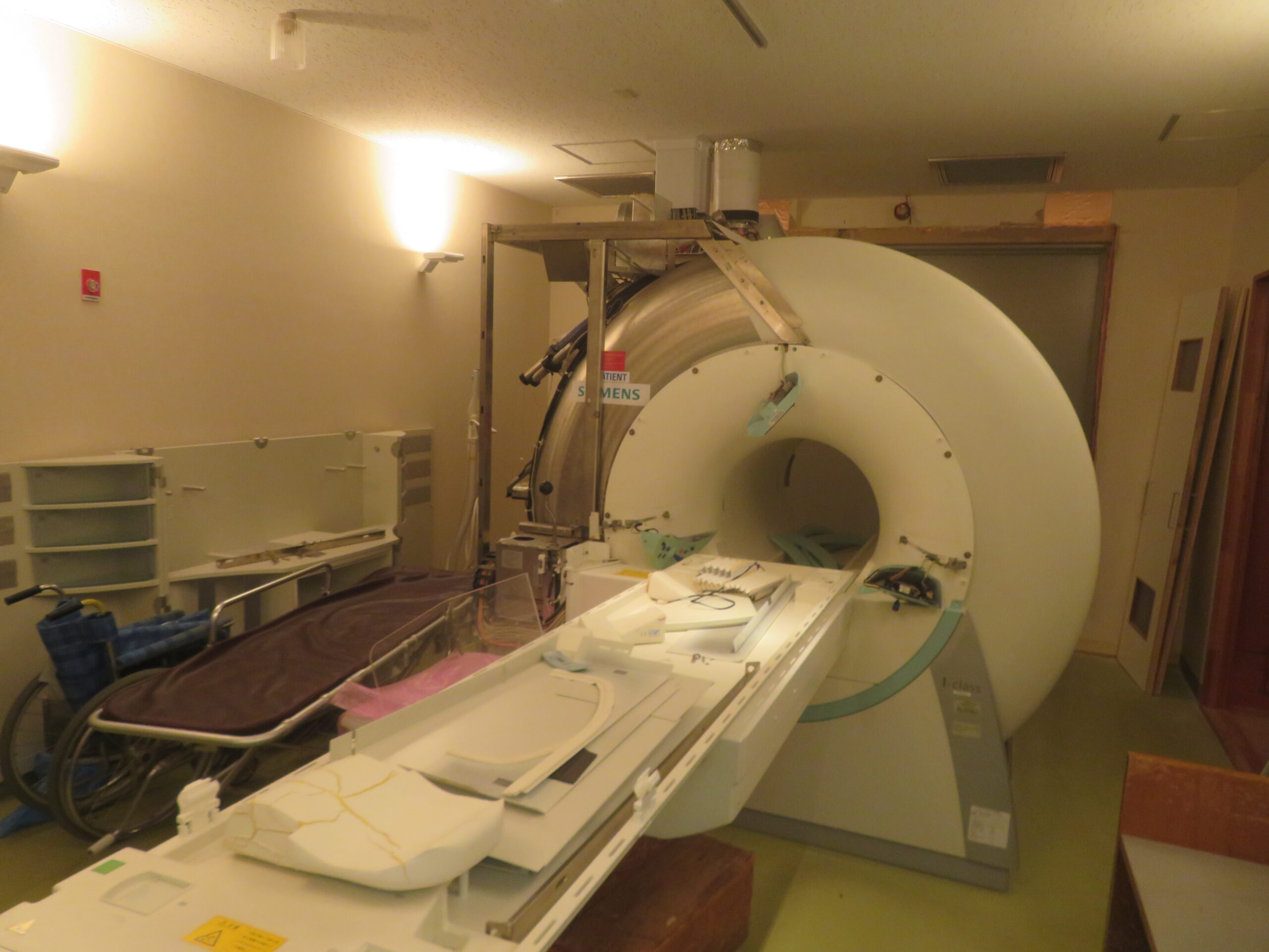 MRI装置(パーツ)の買取をいたしました。