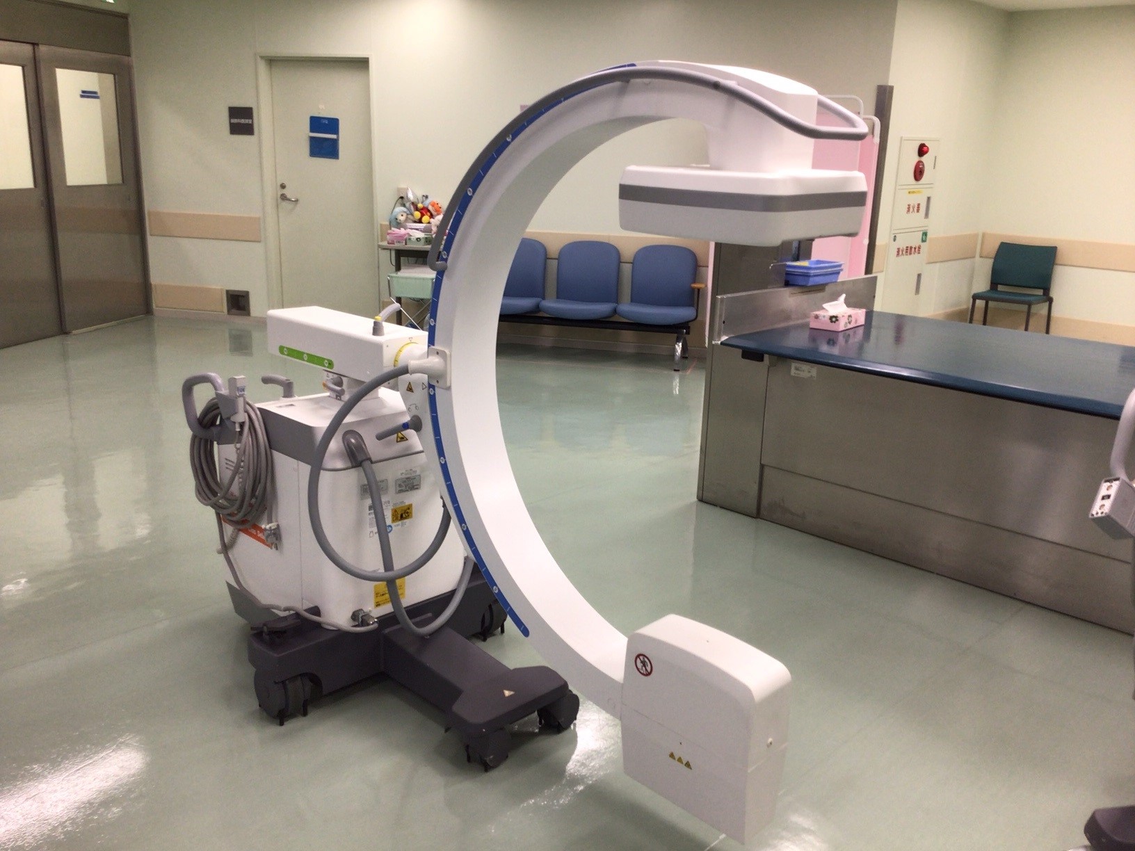 外科用イメージング装置を買取いたしました。